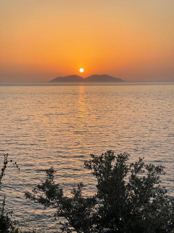 Vila Rina At Aquamarine Residence Vlora Kültér fotó