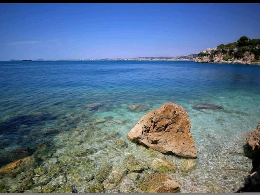 Vila Rina At Aquamarine Residence Vlora Kültér fotó